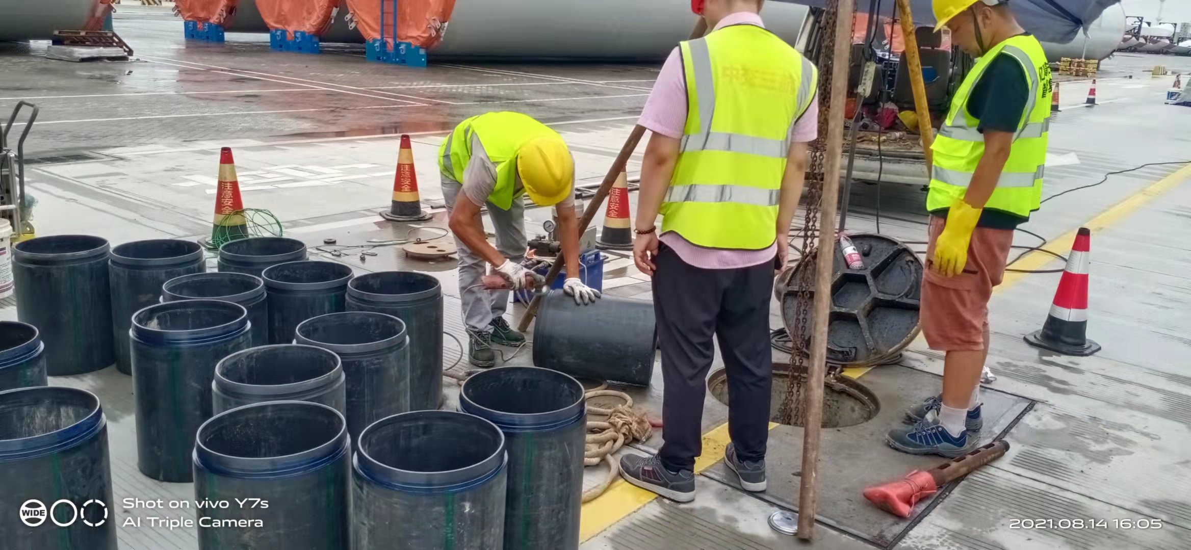 短管内衬管道置换